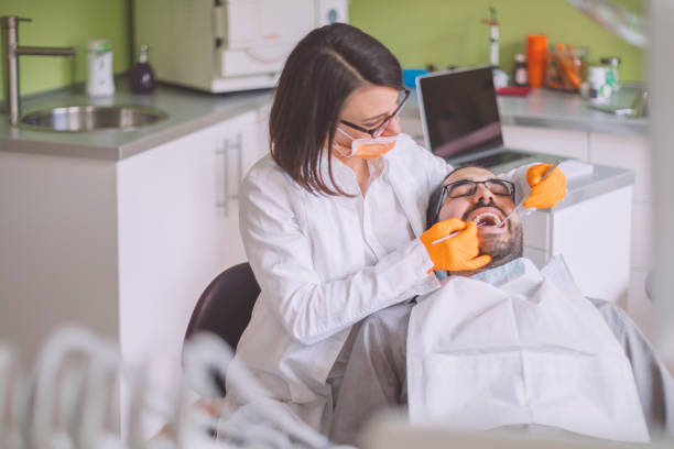 Best Cracked Tooth Emergency Dentist  in La Mirada, CA